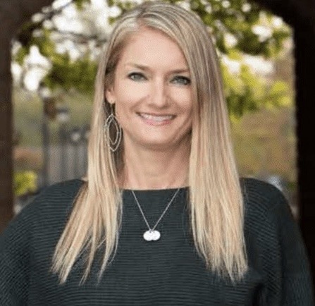 photo of Lisa Smith