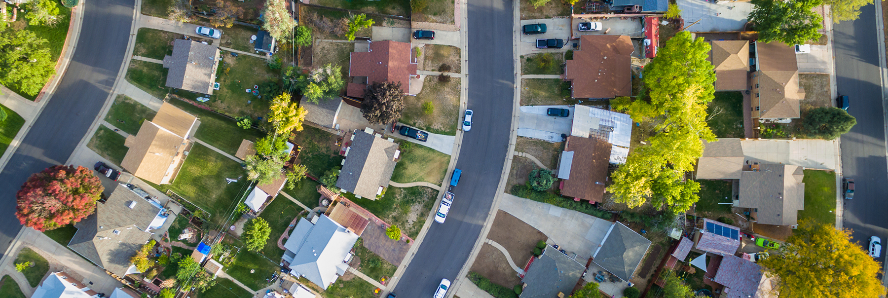 Arial View of Neighborhood with curved street.